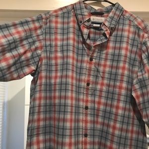 Columbia button down (L)